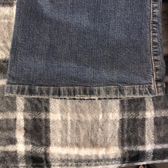 LEVI’S VINTAGE 519 BOOTCUT JEANS - Picture 6 of 8